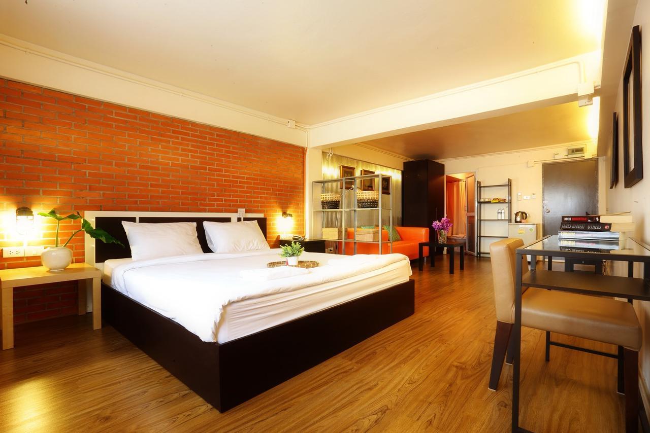 Baan Saladaeng Boutique Guesthouse Бангкок Екстер'єр фото