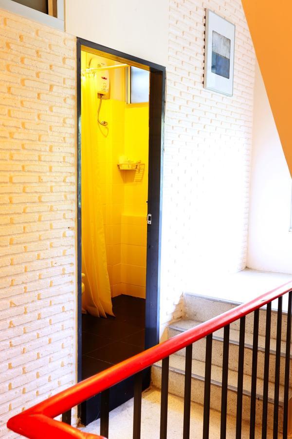 Baan Saladaeng Boutique Guesthouse Бангкок Екстер'єр фото